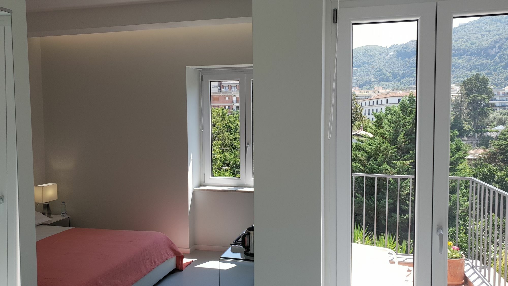 Younique Sorrento Exteriér fotografie